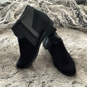 Arche Leather / Suede Ankle Boots